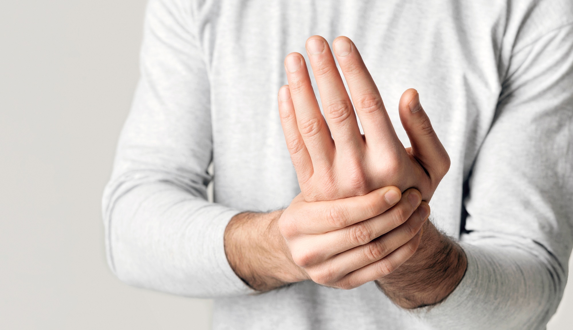 Guy has injury or inflammation of arthritis